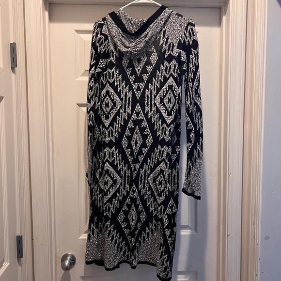 Hooded Sweater I’m in love with Derek - Picture 2 of 3